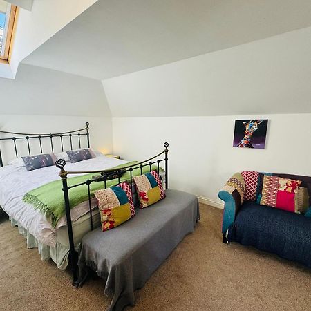 Stylish Modern Mews House In Central St Leonards Хейстингс Екстериор снимка