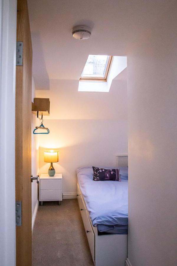 Stylish Modern Mews House In Central St Leonards Хейстингс Екстериор снимка