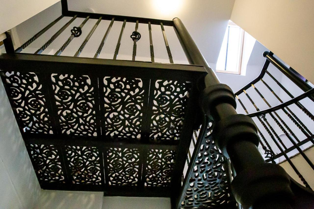 Stylish Modern Mews House In Central St Leonards Хейстингс Екстериор снимка