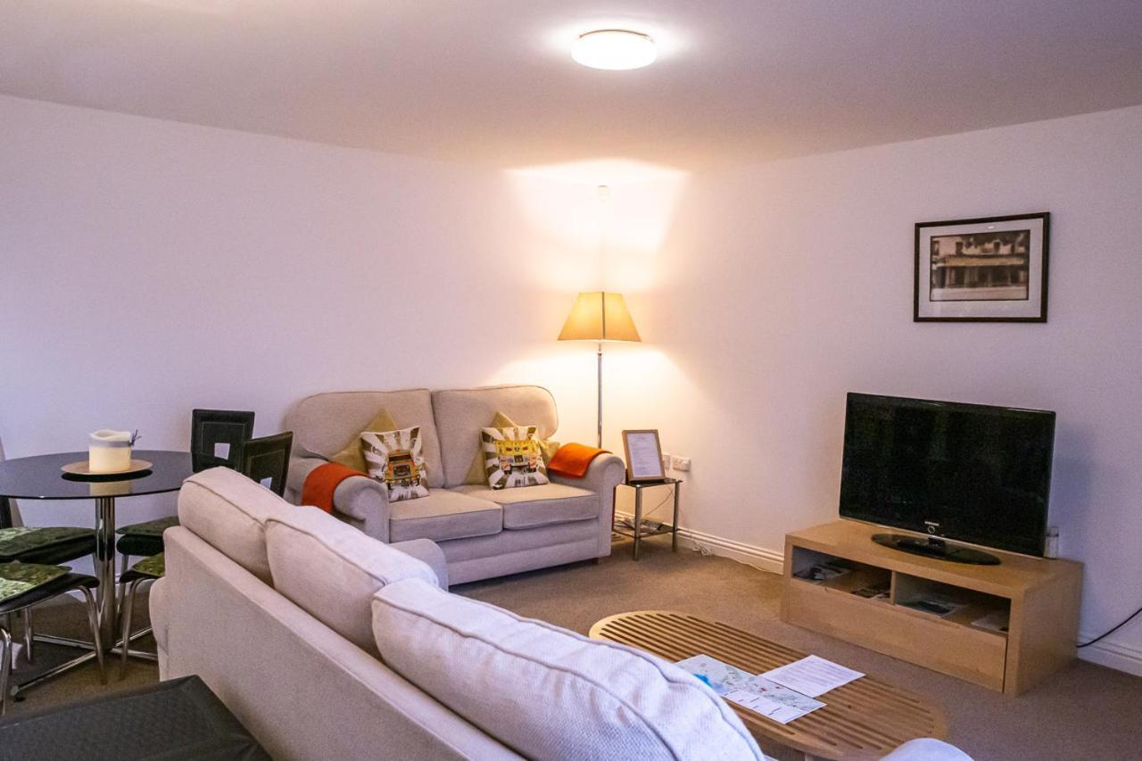 Stylish Modern Mews House In Central St Leonards Хейстингс Екстериор снимка